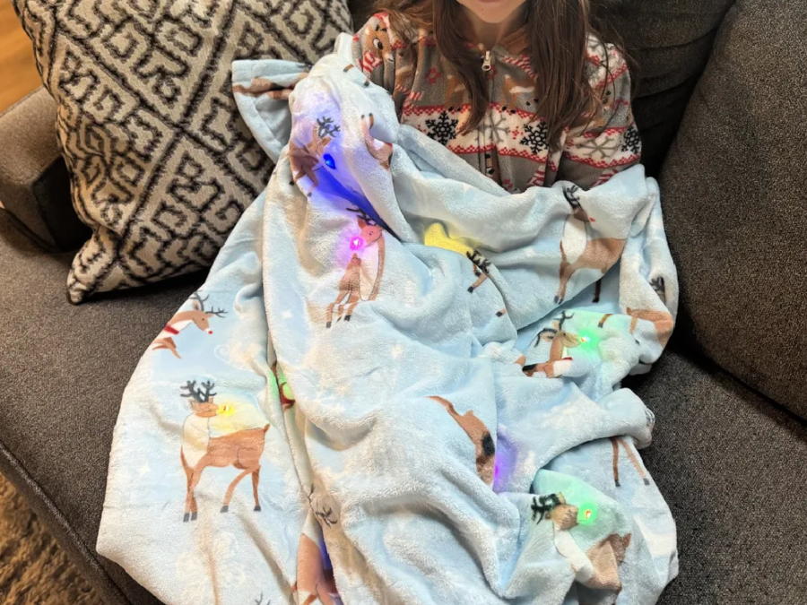 LED Christmas Blankets Just Dropped in Price – ONLY $6.71 (And Yep, They Really Light Up!)