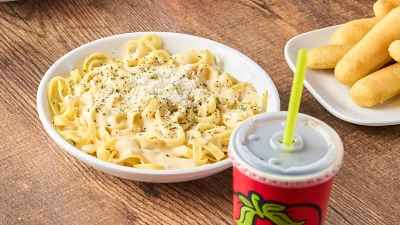 FREE Fazoli’s Fettuccine Alfredo with Any Purchase