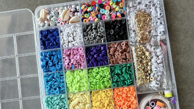 HUGE 5,000-Piece Bracelet Making Kit Only $5.94