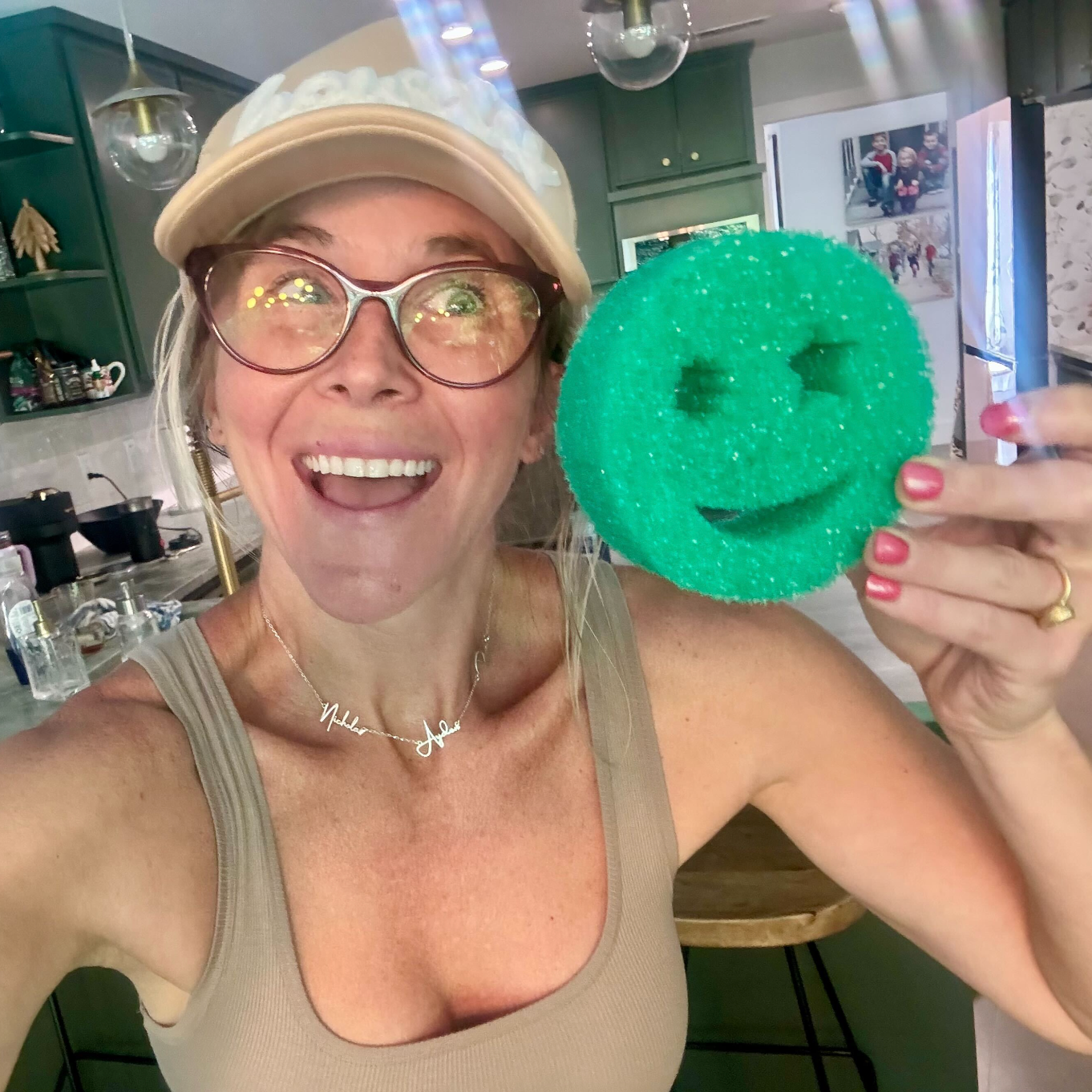 woman holding sponge