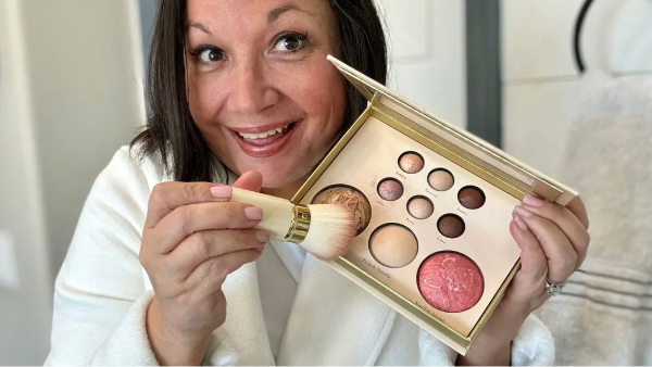 Laura Geller Limited Edition Full-Face Palette Just $39 (Reg. $114)
