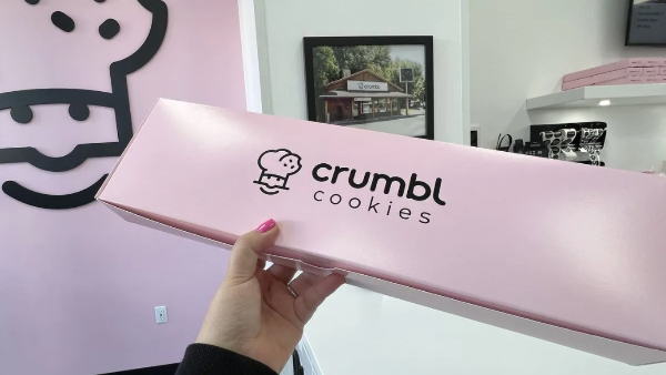 Crumbl’s Birthday Bash: FREE Gift – Today Only!