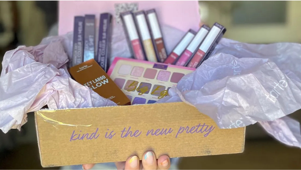Get Half Off a Custom Tarte Kit + Free Shipping!