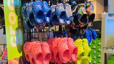 crocs display in store