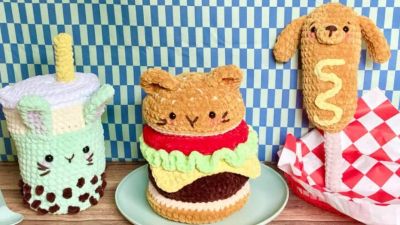 drink burger and corndog crochets