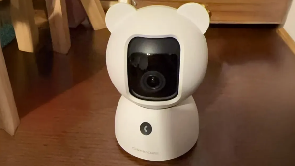 Indoor WiFi Security Camera Just $13.63 on Amazon | Great for Monitoring Babies & Pets