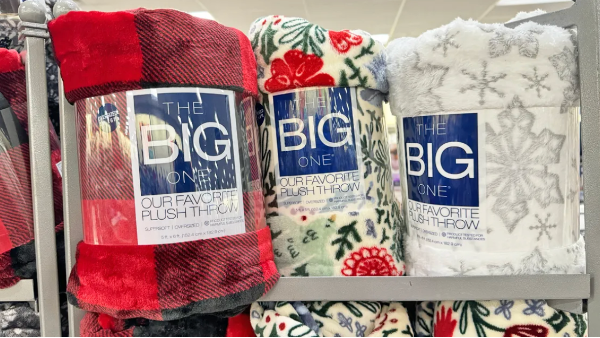 Kohl’s Big One Plush Throws from $7.99 Each Shipped (Reg. $15)