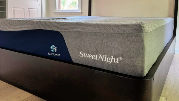 Grey and black cooling mattress