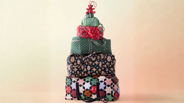Chrsitmas Giveaway Vera Bradley Bags in a stack