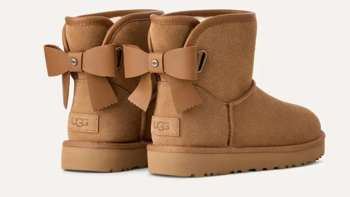 Ugg boots with bows