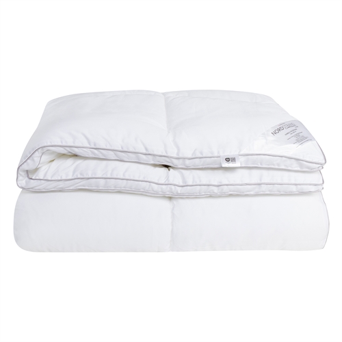 Image of Bambus dyne 140x200 cm - Allergivenlig helårsdyne med ekstra blød dunfiber og 100% bambus bolster - Nordstrand Home