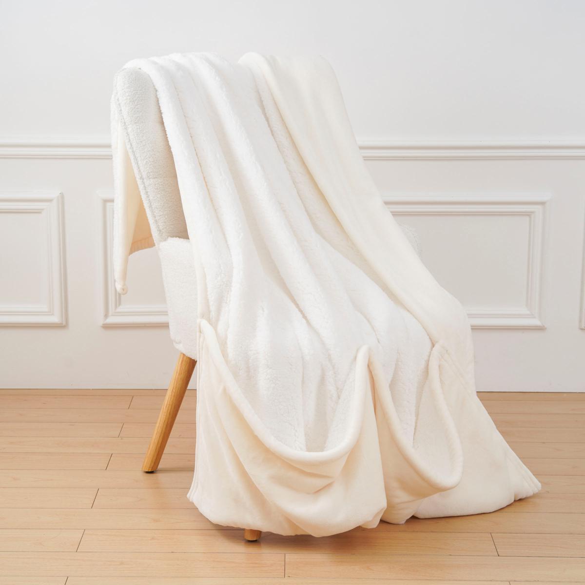 Warm & Cozy Plush and Sherpa 60" x 70" Throw with Foot Pocket