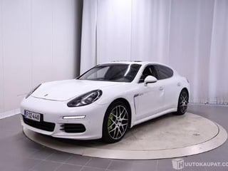 Porsche Panamera S