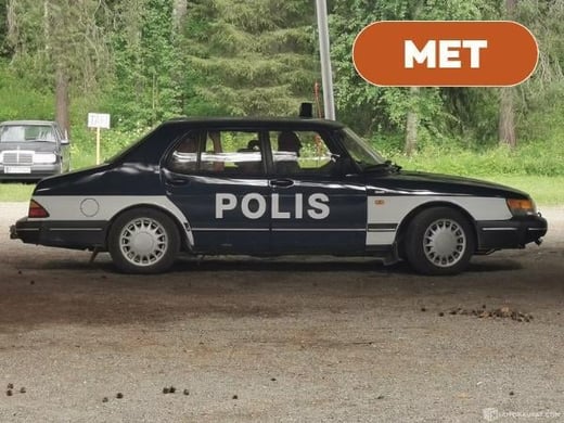 Poliisi-Saab