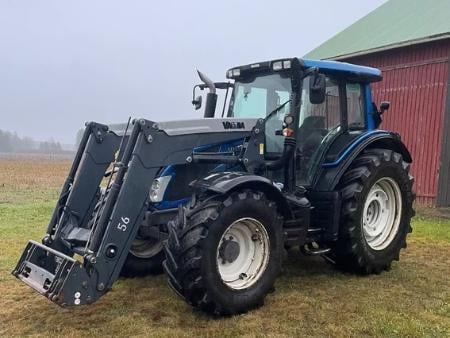 Valtra N143 traktori 
