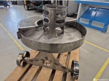 teraksinen-puuhiiligrilli