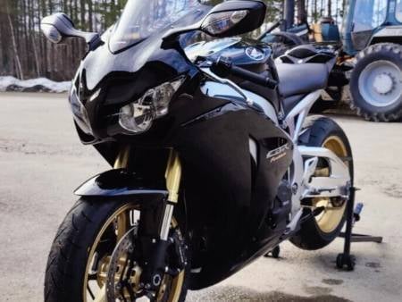 Honda CBR1000RR, 2010