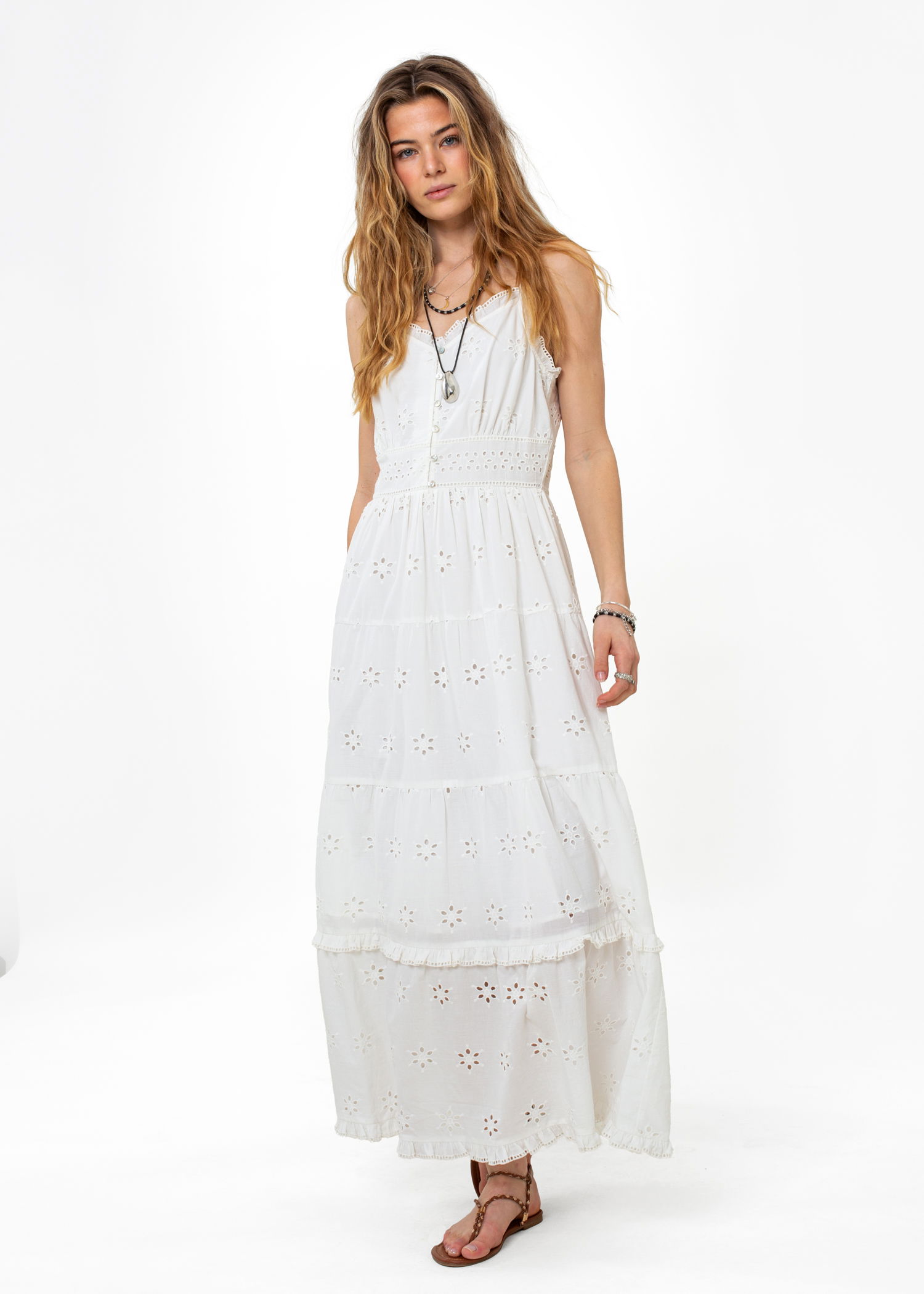 Indiska Långklänning i broderie anglais - Vit - M