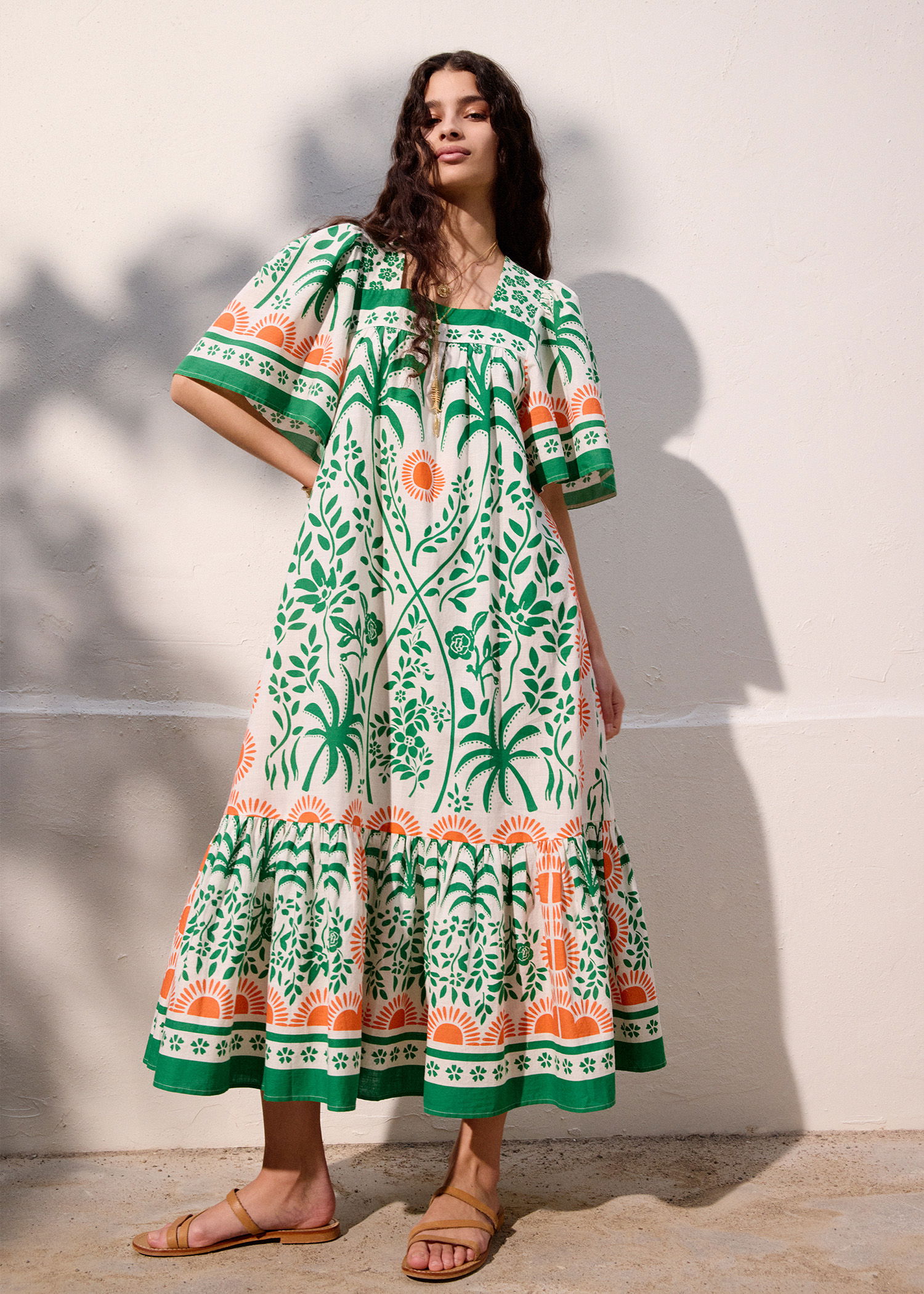 Indiska Mönstrad klänning med fjärilsärm - Grön - M