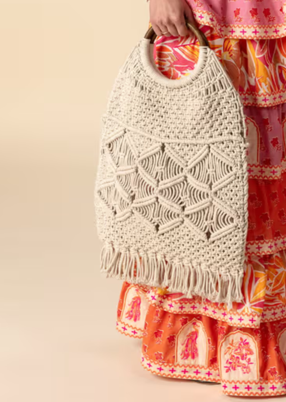Handknuten crochetv&auml;ska med fransar