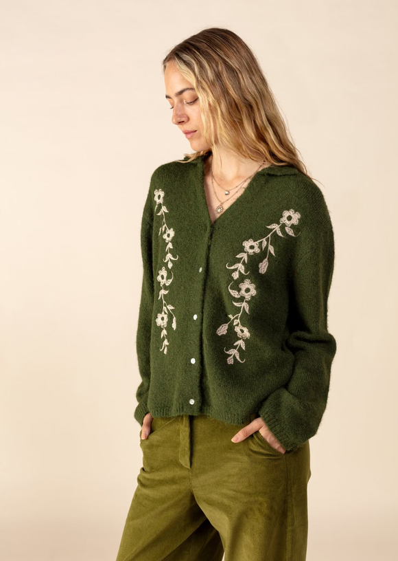 Gr&ouml;n broderad cardigan