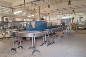 Cessione aziendale dedita a attività di estrazione e imbottigliamento acque minerali