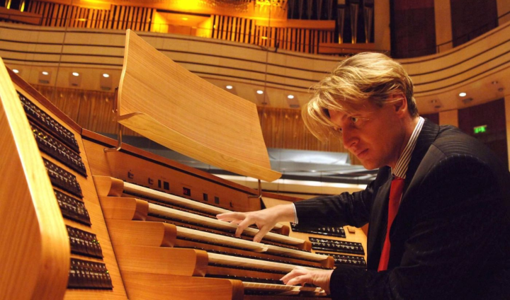 Varnus Xaver orgonahangversenye a Zeneakadémián