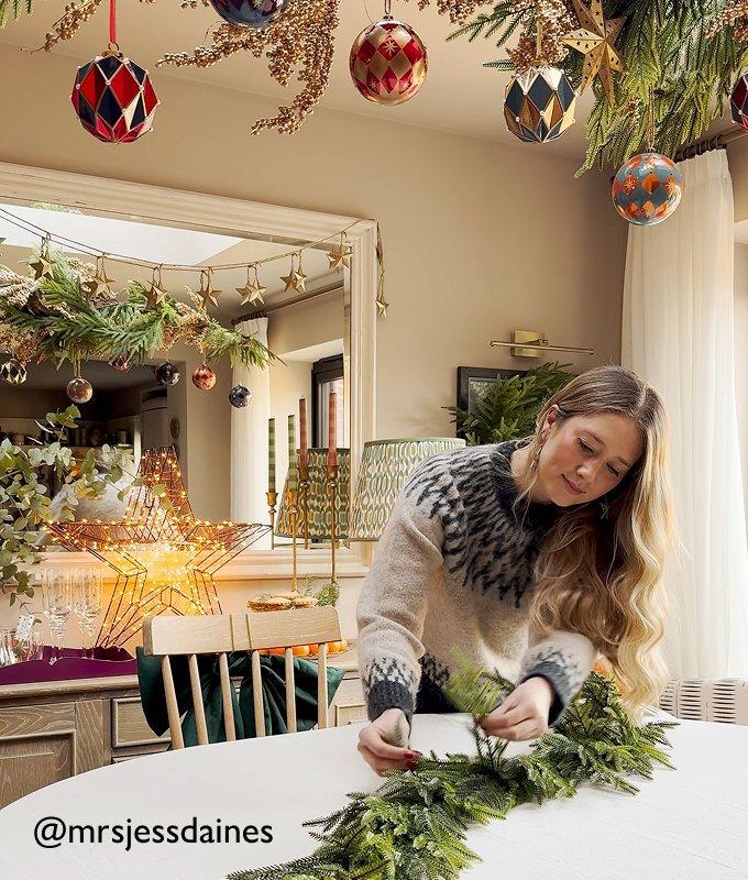 Say it with a tableful