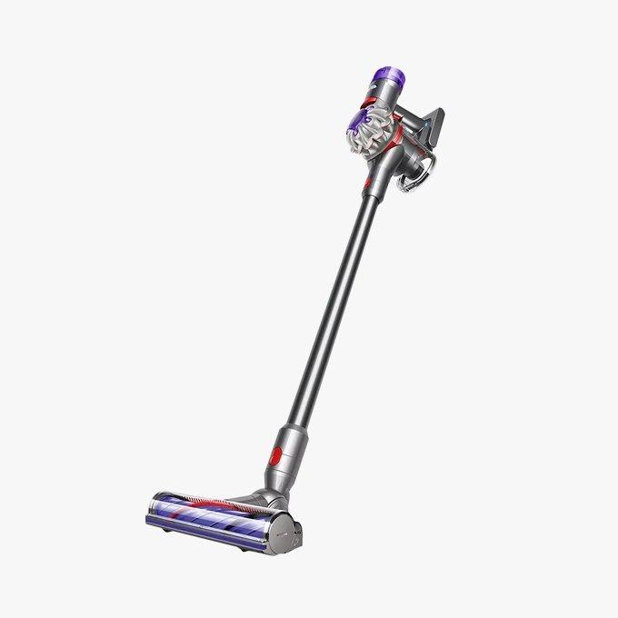 Dyson V8 Advanced Vacuum Cleaner, £228.99