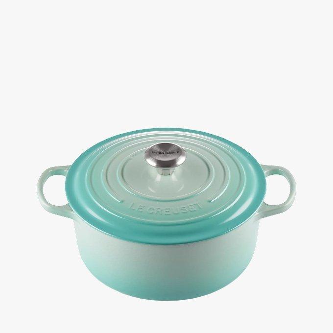 Le Creuset Cast Iron Signature Casserole, £149.40