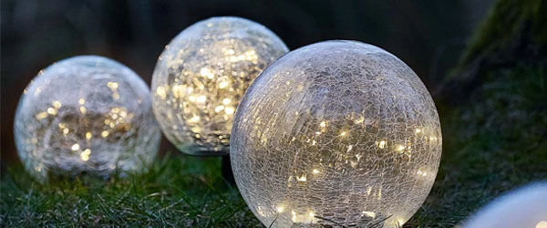 Világítsd meg a kerted, a teraszod vagy az erkélyed hangulatos kültéri fényekkel