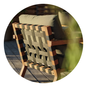 Kerti szék háttámlája