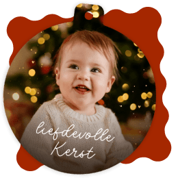 Kerstkaart kerstbalvorm grote foto liefdevolle kerst