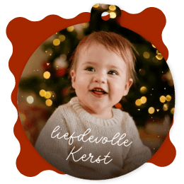 Kerstkaart kerstbalvorm grote foto liefdevolle kerst