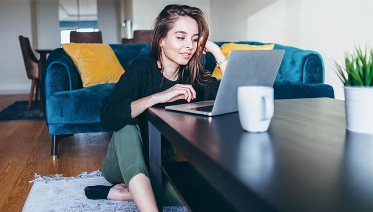 Vrouw met laptop