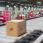 Pakketje in het sorteercentrum