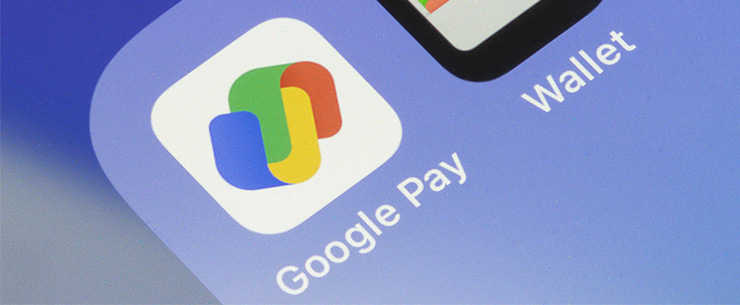 Close-up van het Google Pay-pictogram op het scherm van een smartphone