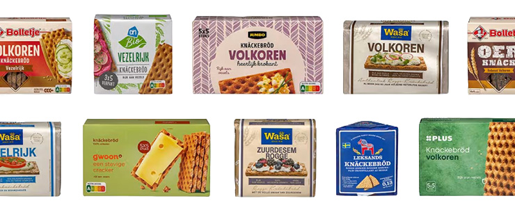 Aantal knäckebröd-verpakkingen naast elkaar