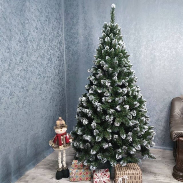 Novogodišnja jelka Royal Pine 210 cm (TKOH-ROP-210)