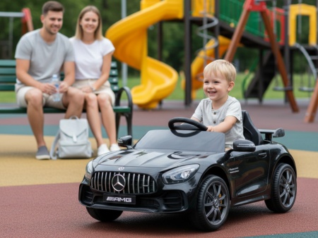 Mercedes GT R AMG dečiji automobil na akumulator crni