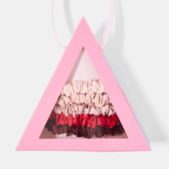 Assorted accessory gifts $6.