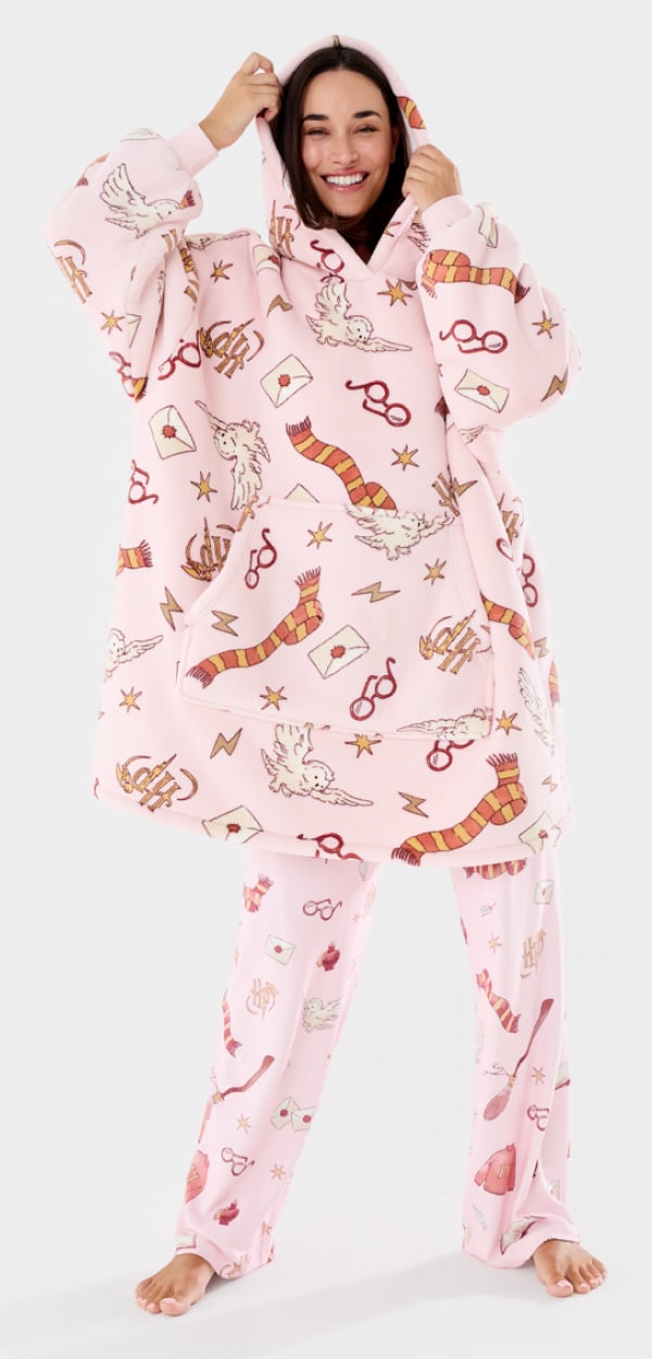 Harry Potter womens pullover.One size. $45.