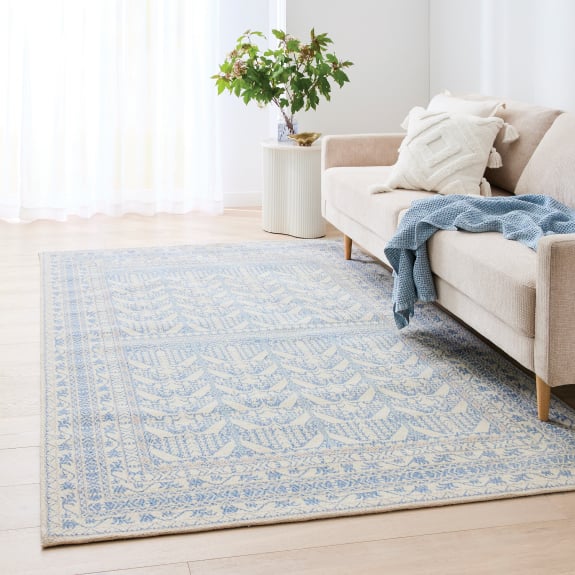 Emi wool blend rug. Size: 235cm x 160cm. $115.