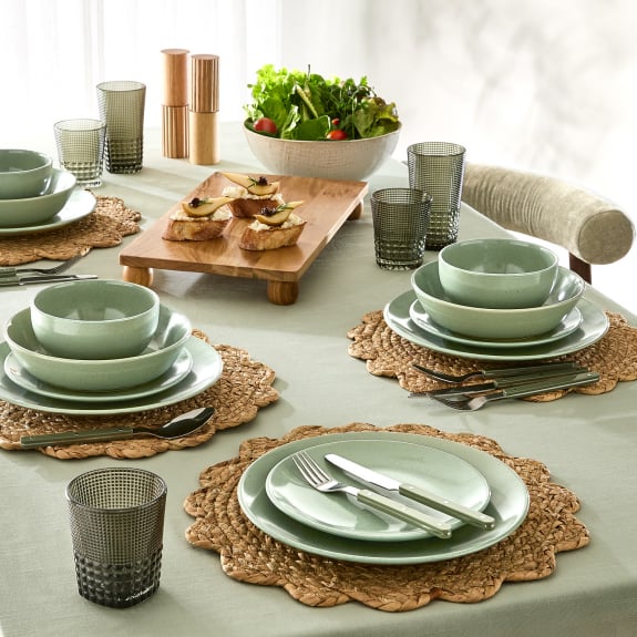 Shop dining