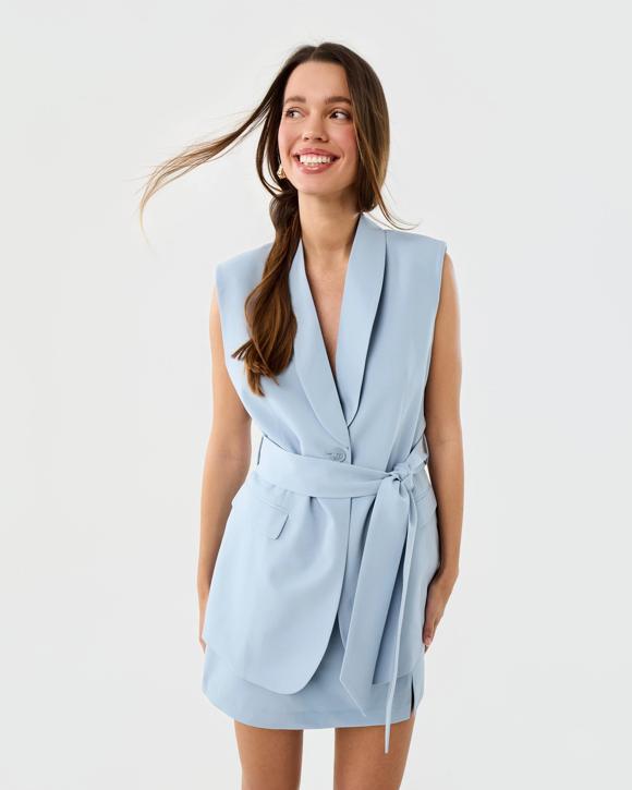 Sleeveless Tailored Jacket
