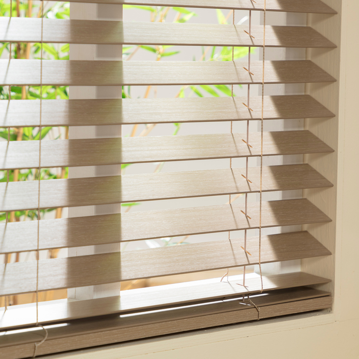 10% op kant-en-klaar houten jaloezieën vaste maat vanaf 2 stuks