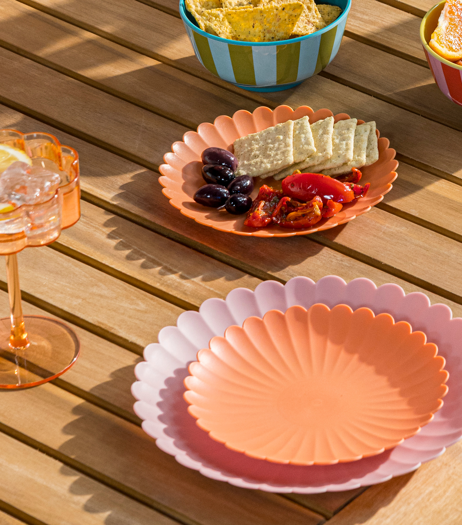 Alle buiten servies 3+1 gratis