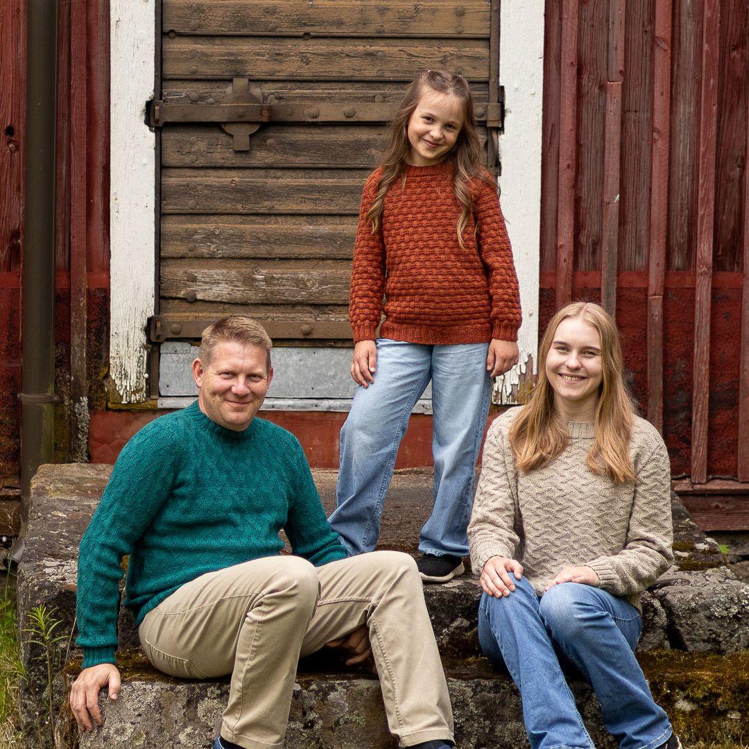 Väre-, Päre- ja Punos-puserot