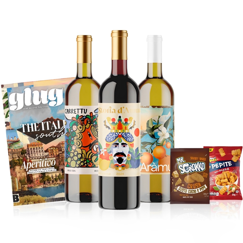 3 Free Drinks Bottles + 2 Snacks & Magazine