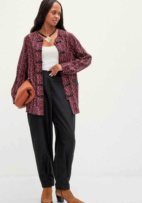 Брюки бананы со складками